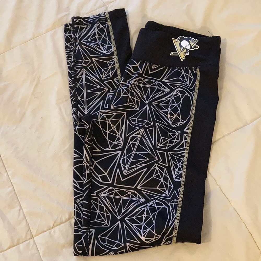 Reebok penguin leggings